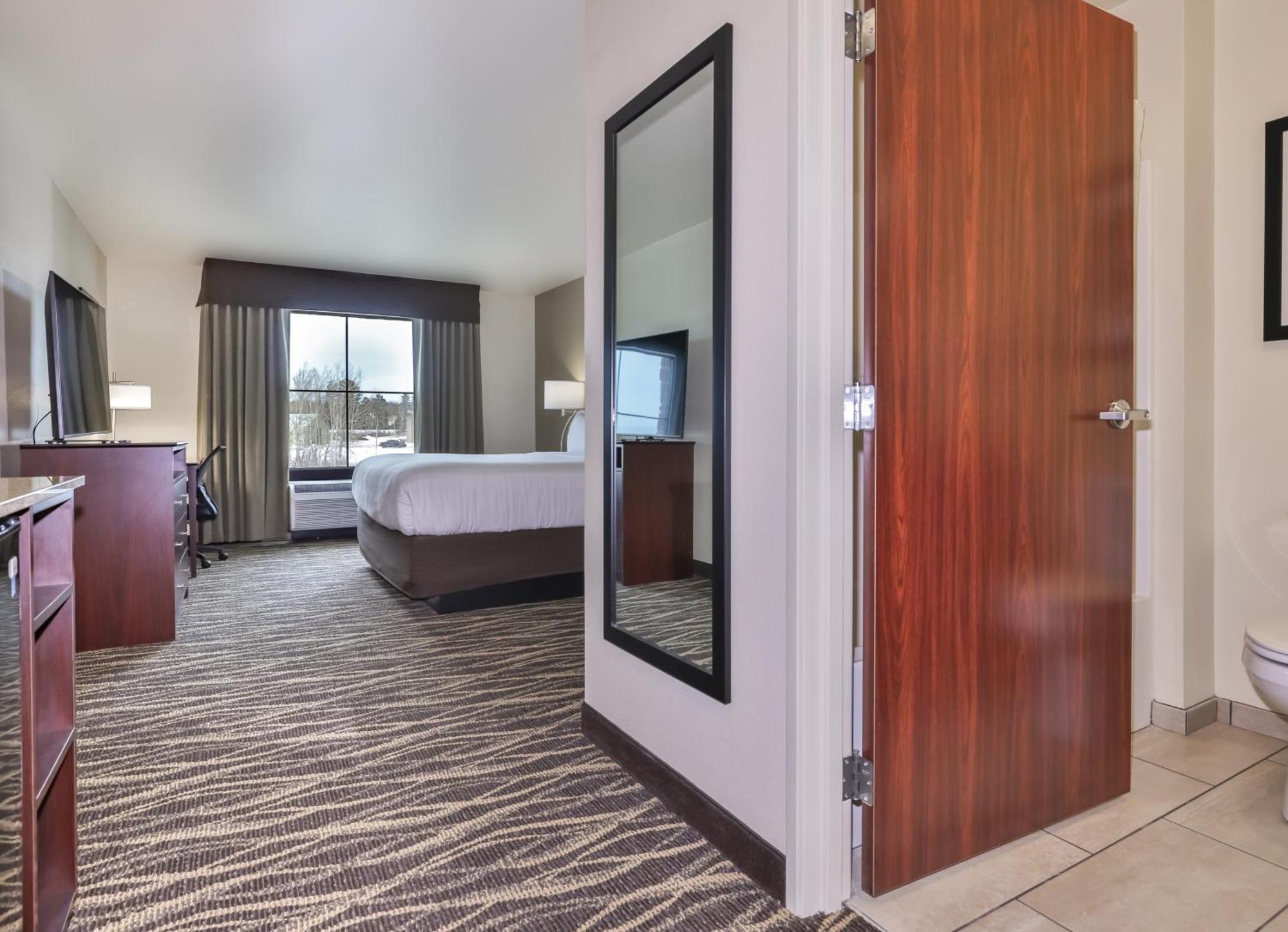 Cobblestone Hotel & Suites - Rhinelander Εξωτερικό φωτογραφία