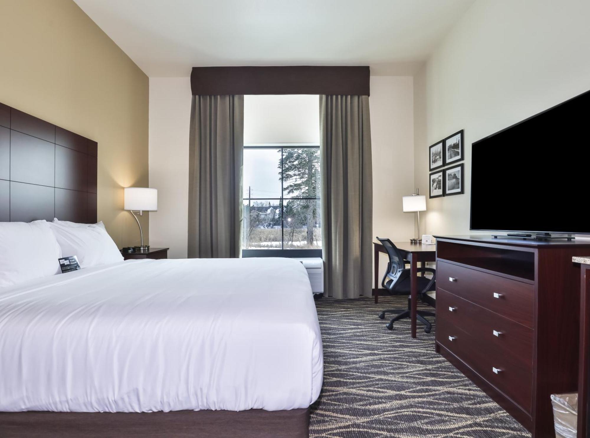 Cobblestone Hotel & Suites - Rhinelander Εξωτερικό φωτογραφία