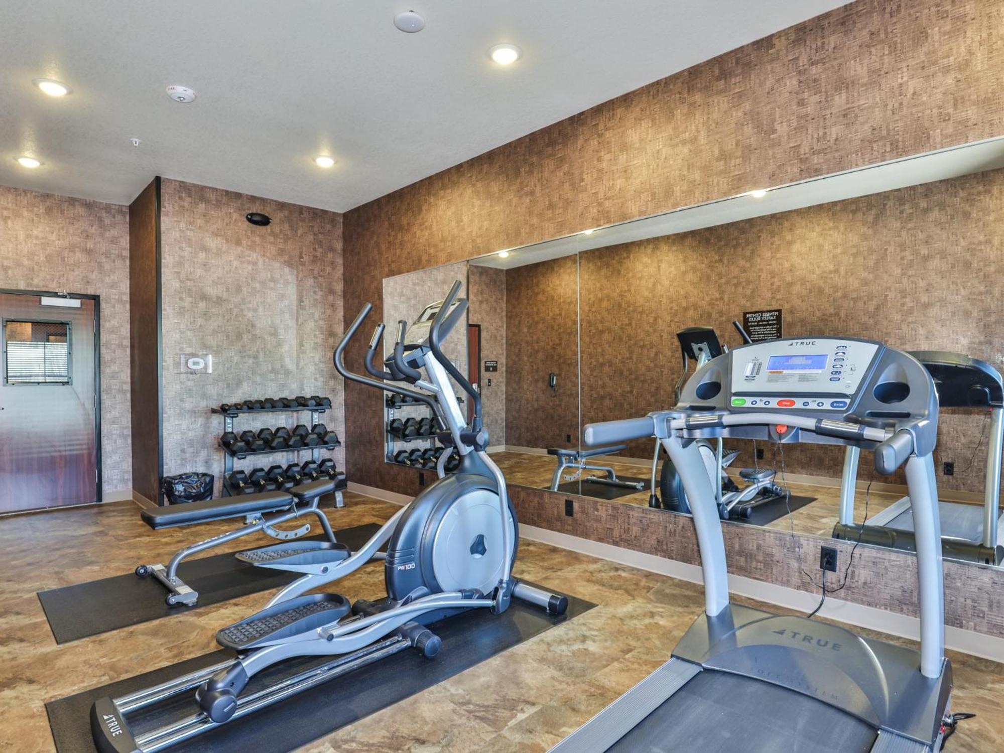 Cobblestone Hotel & Suites - Rhinelander Εξωτερικό φωτογραφία
